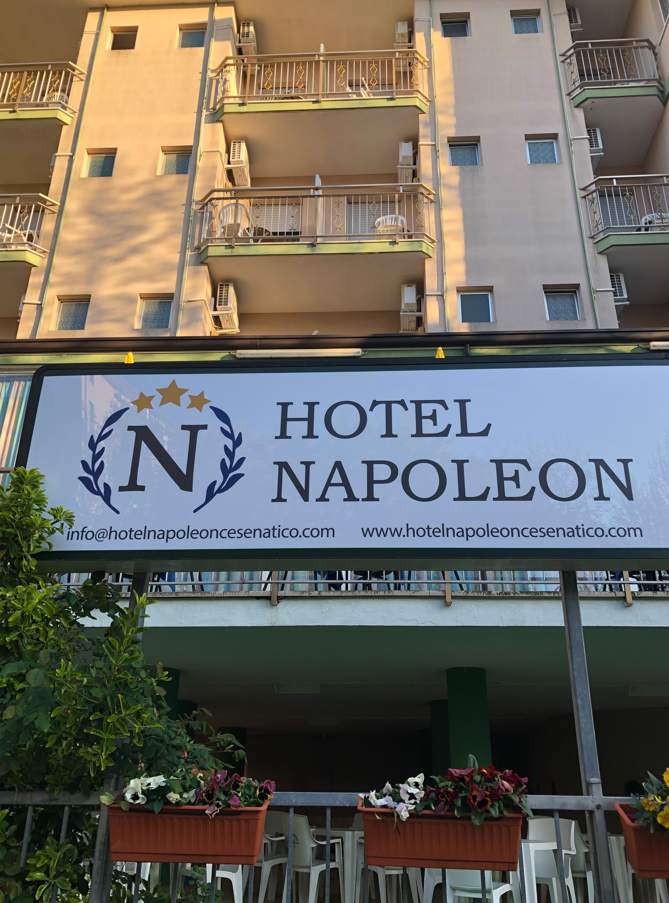 Hotel Napoleon Cesenatico Kültér fotó