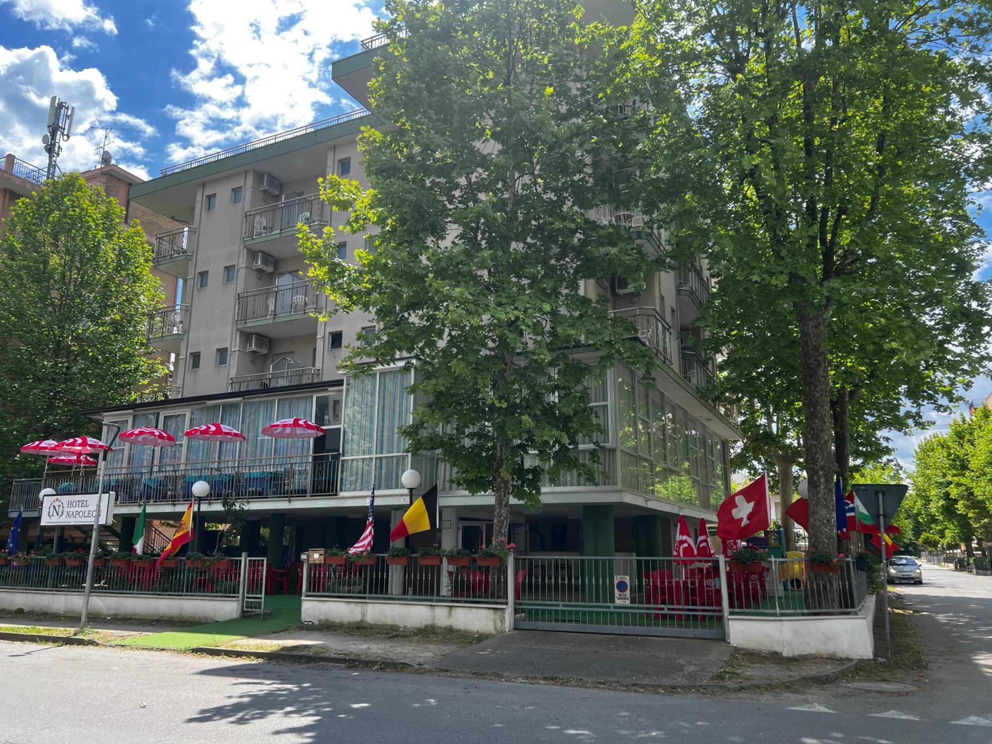 Hotel Napoleon Cesenatico Kültér fotó