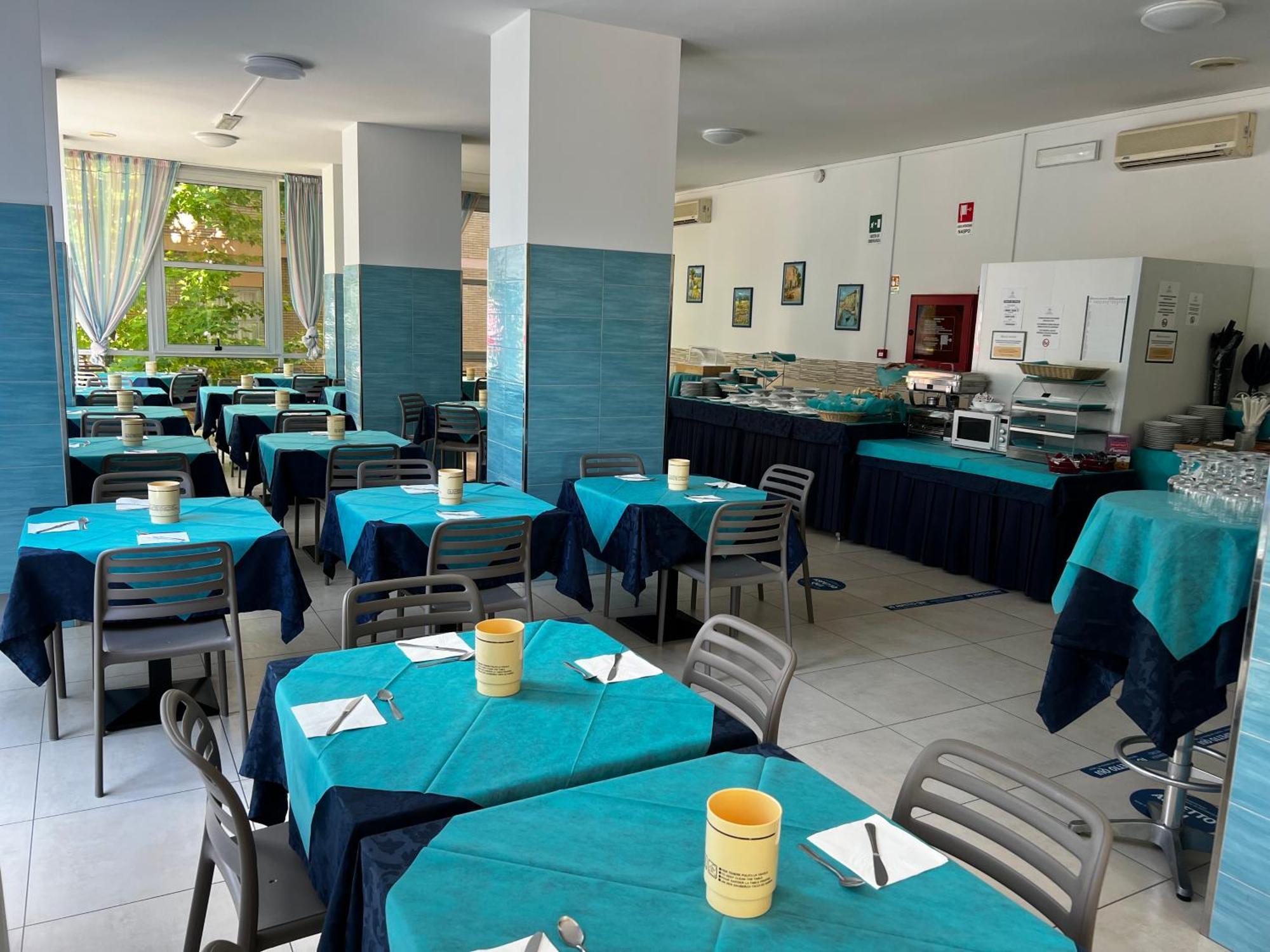 Hotel Napoleon Cesenatico Kültér fotó